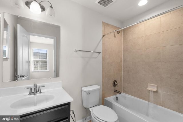 8020 RAVENCLAW RD, Elkridge, MD 21075