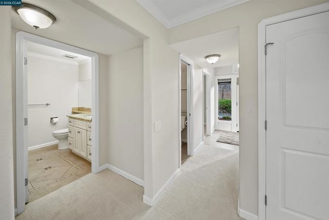 2017 Pine Knoll Drive 7, Walnut Creek, CA 94595