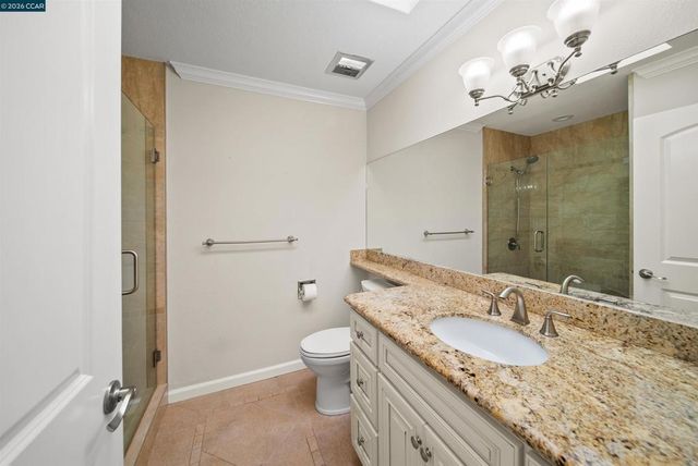 2017 Pine Knoll Drive 7, Walnut Creek, CA 94595