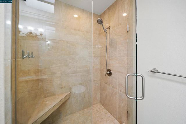 2017 Pine Knoll Drive 7, Walnut Creek, CA 94595