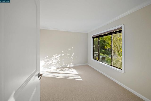 2017 Pine Knoll Drive 7, Walnut Creek, CA 94595