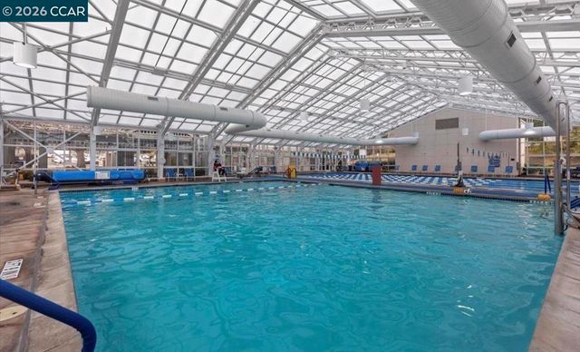 2017 Pine Knoll Drive 7, Walnut Creek, CA 94595