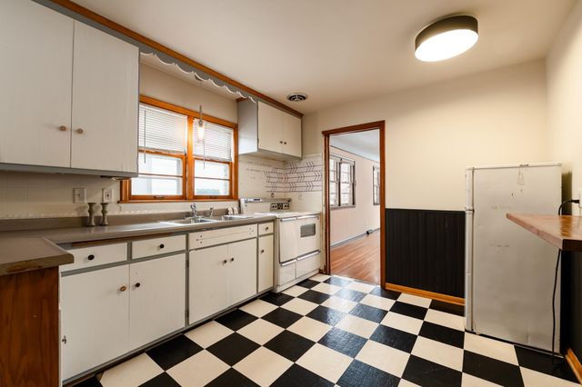 3112 45th Avenue S, Minneapolis, MN 55406