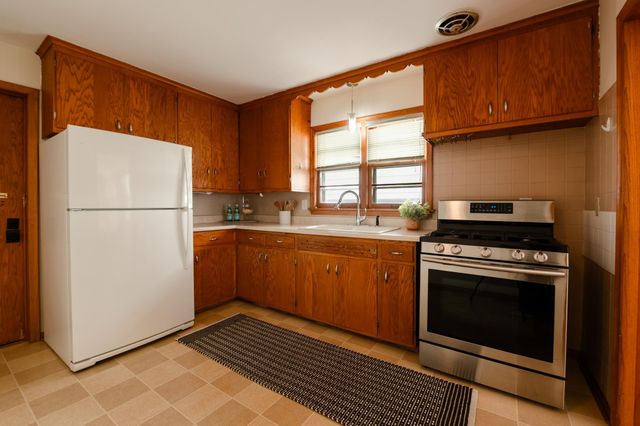 3112 45th Avenue S, Minneapolis, MN 55406