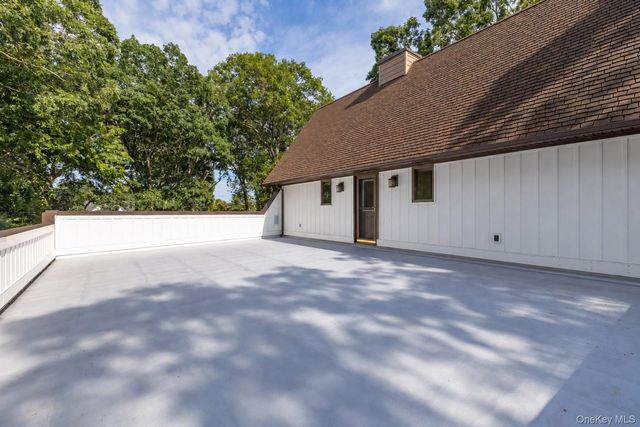 76 Wylde Road, Mount Sinai, NY 11766
