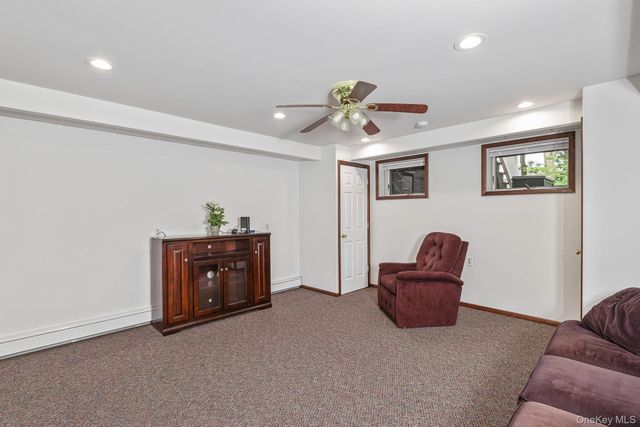 76 Wylde Road, Mount Sinai, NY 11766