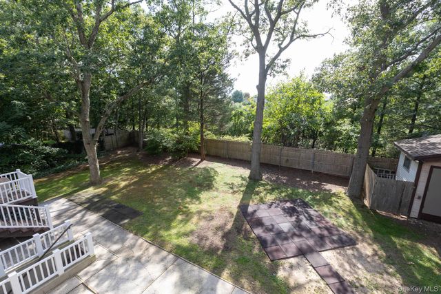 76 Wylde Road, Mount Sinai, NY 11766