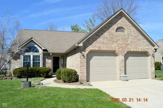 11374 Cherry Blossom East Drive, Fishers, IN 46038