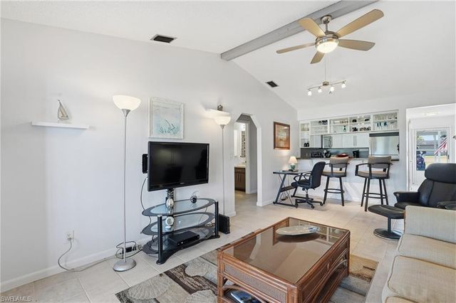 1135 Gleason PKWY # 104, Cape Coral, FL 33914