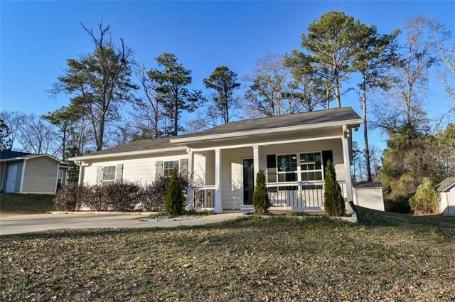 889 Green Valley Drive, Conyers, GA 30012