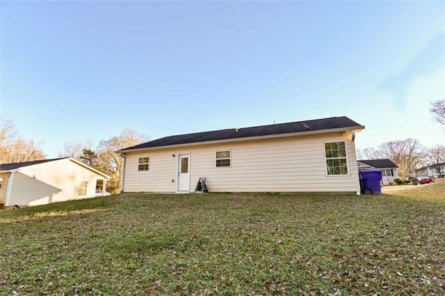 889 Green Valley Drive, Conyers, GA 30012