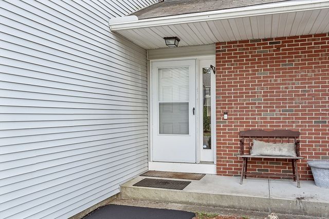 197 Chapman Pl 197, Leominster, MA 01453
