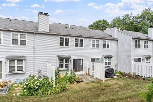 197 Chapman Pl 197, Leominster, MA 01453