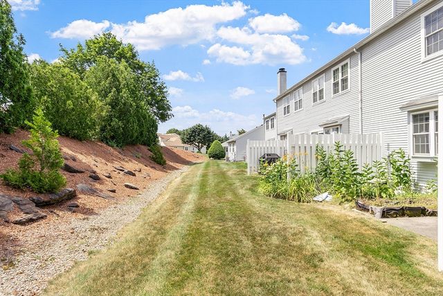 197 Chapman Pl 197, Leominster, MA 01453
