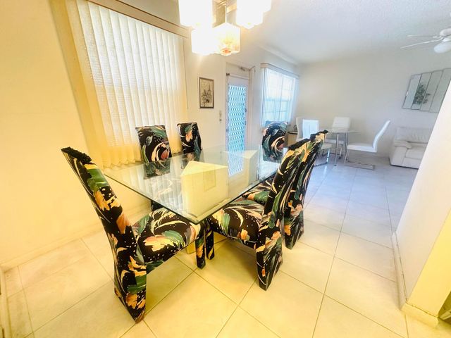 2017 Farnham N, Deerfield Beach, FL 33442