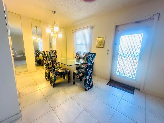 2017 Farnham N, Deerfield Beach, FL 33442