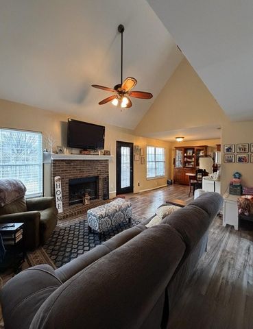 105 Preston Place, Nicholasville, KY 40356