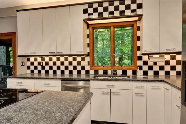 4431 Oldham Way, Stow, OH 44224