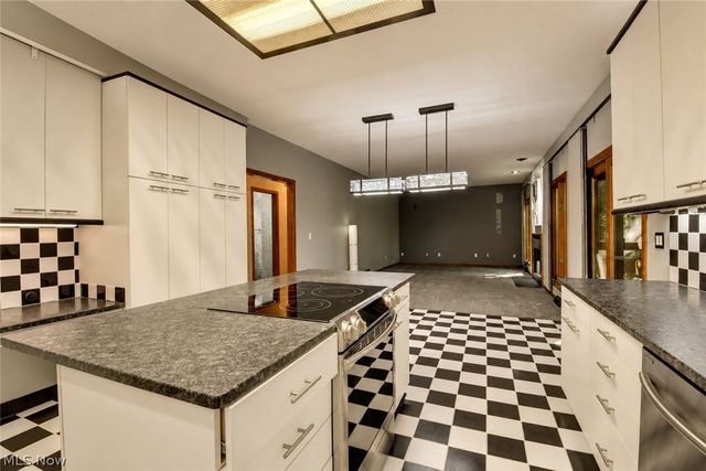 4431 Oldham Way, Stow, OH 44224