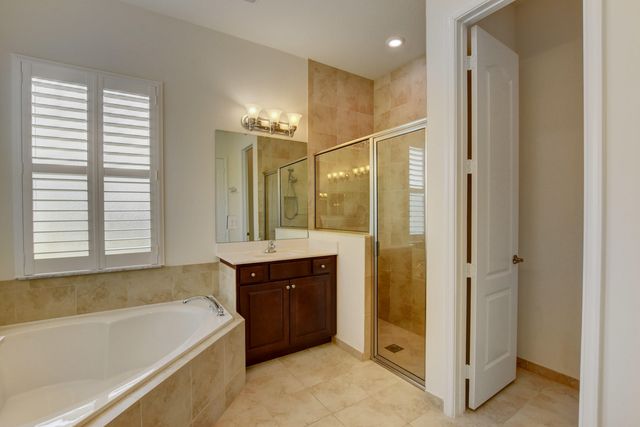 8835 Sandy Creek Way, Lake Worth, FL 33467