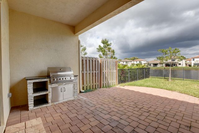 8835 Sandy Creek Way, Lake Worth, FL 33467