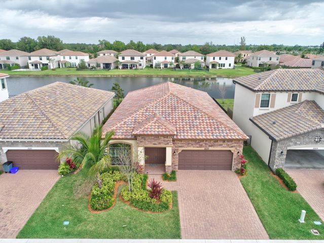 8835 Sandy Creek Way, Lake Worth, FL 33467