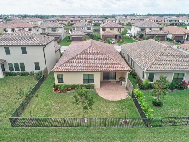 8835 Sandy Creek Way, Lake Worth, FL 33467