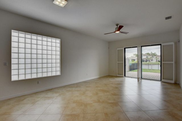 8835 Sandy Creek Way, Lake Worth, FL 33467