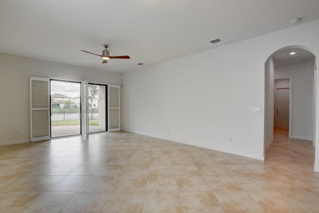 8835 Sandy Creek Way, Lake Worth, FL 33467