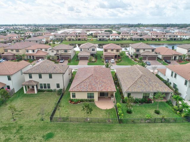8835 Sandy Creek Way, Lake Worth, FL 33467