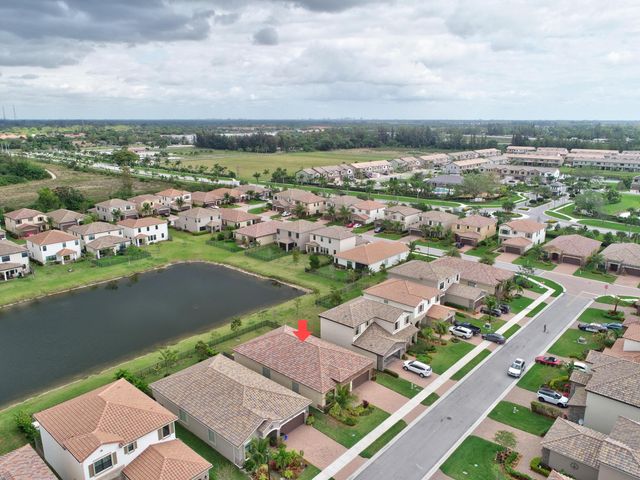 8835 Sandy Creek Way, Lake Worth, FL 33467