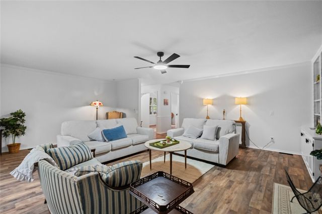 32 Wigtown Lane, Bella Vista, AR 72715