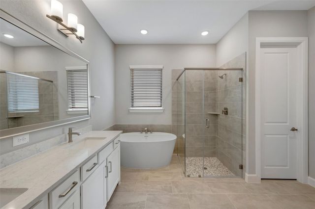 12319 Hackberry Drive, Mont Belvieu, TX 77523