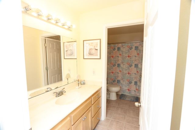 213 Birch Ln, Grand Isle, LA 70358