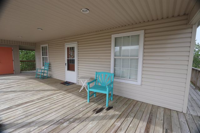 213 Birch Ln, Grand Isle, LA 70358