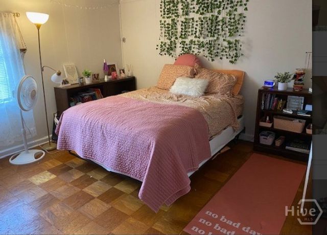 5525 Waters Drive, Savannah, GA 31406