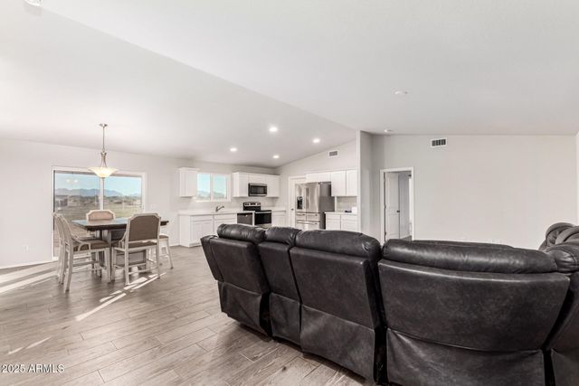 19133 W NOLAN Drive, Buckeye, AZ 85326