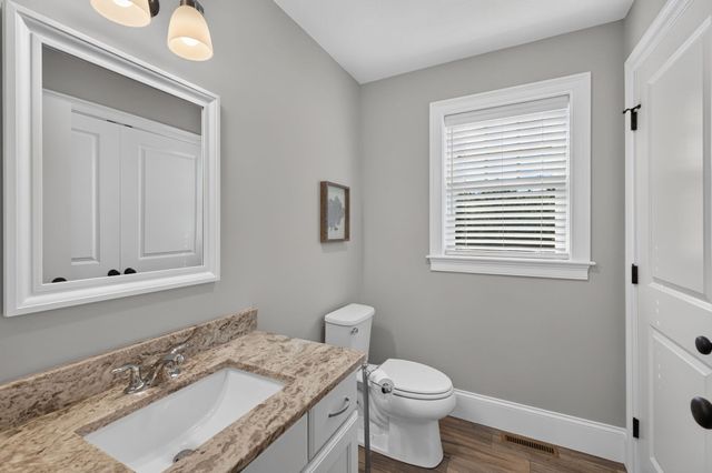 2 Hybrid Dr, Lakeville, MA 02347