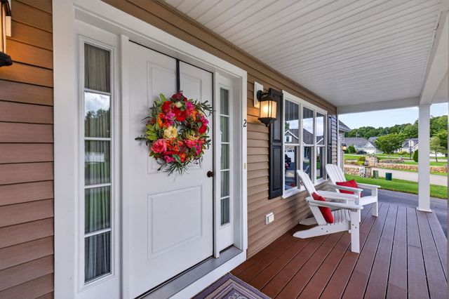 2 Hybrid Dr, Lakeville, MA 02347