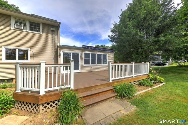 352 Hitching Post Drive, Orange, CT 06477