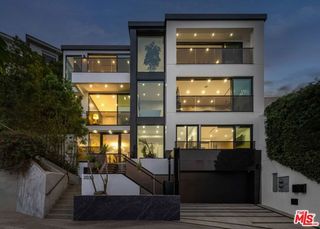 2033 Glencoe Way, Los Angeles, CA 90068