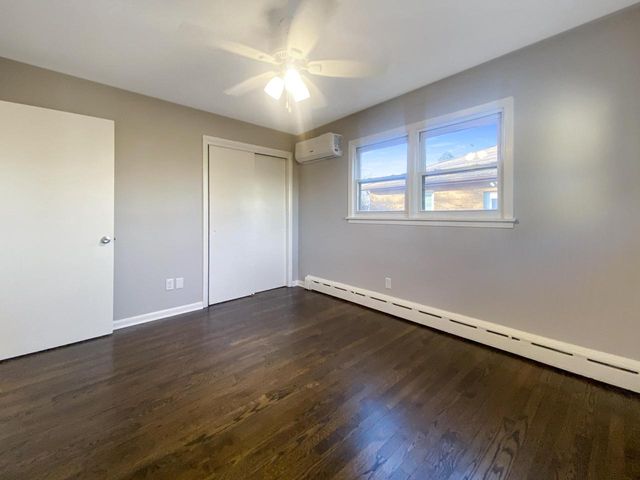 7921 18th AVENUE, Kenosha, WI 53143