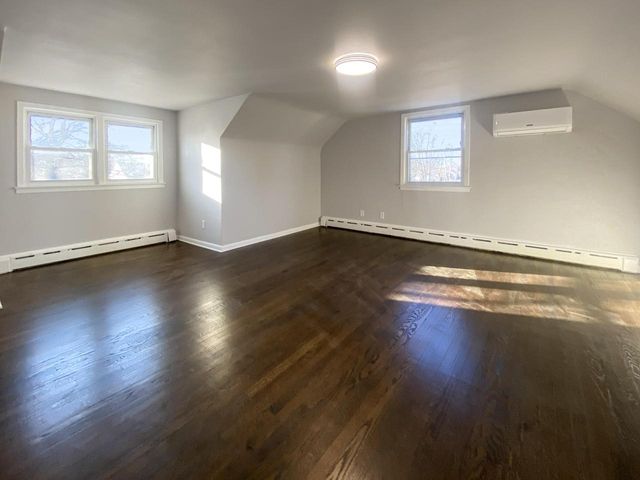 7921 18th AVENUE, Kenosha, WI 53143