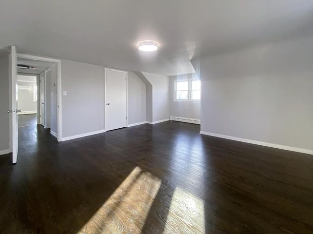 7921 18th AVENUE, Kenosha, WI 53143