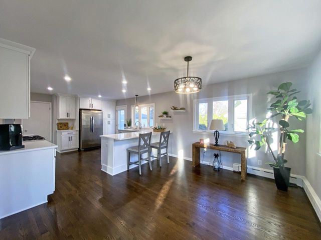 7921 18th AVENUE, Kenosha, WI 53143