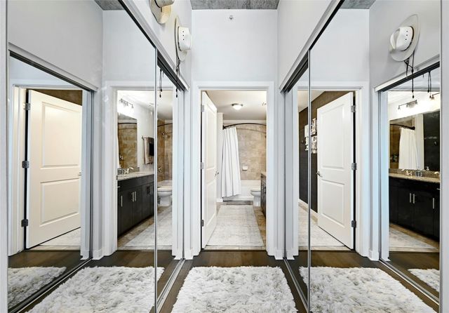 360 Nueces ST 1809, Austin, TX 78701