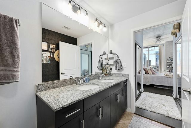 360 Nueces ST 1809, Austin, TX 78701