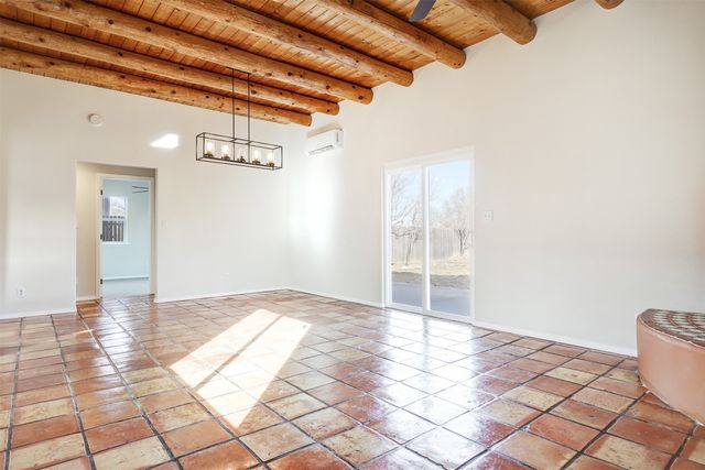 1647 Calle Sotero, Santa Fe, NM 87507