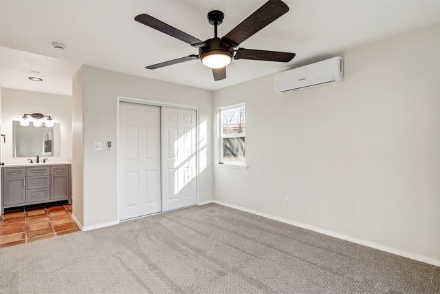 1647 Calle Sotero, Santa Fe, NM 87507