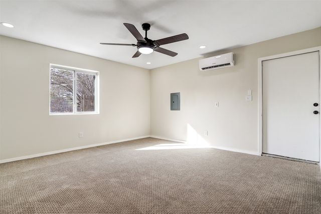 1647 Calle Sotero, Santa Fe, NM 87507